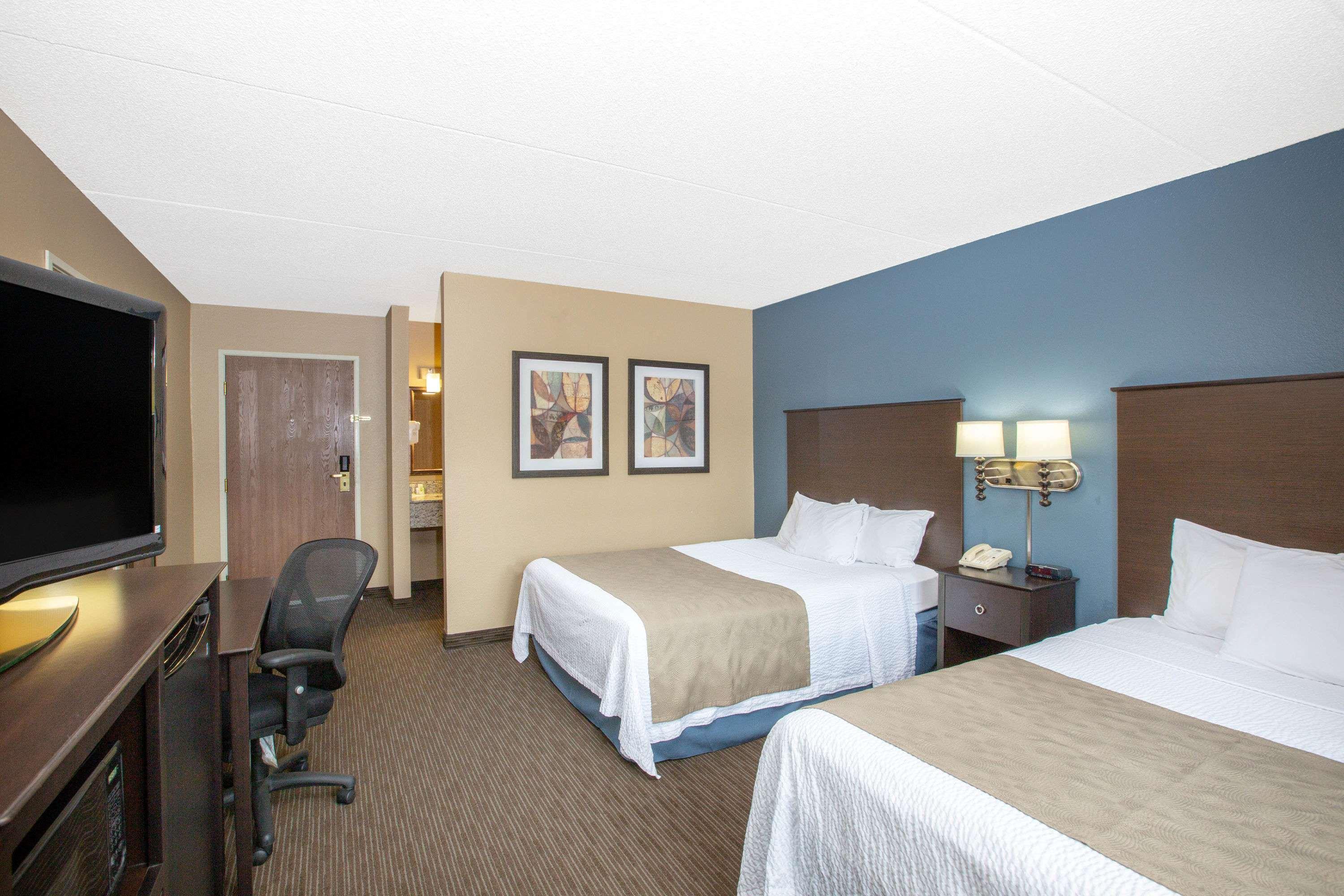 Americinn By Wyndham Clear Lake Exterior photo